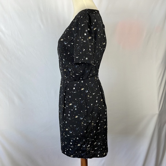 BCBGeneration Black Short Sleeve Dress with Open Back and Pockets - Size 4 - Picture 6 of 17